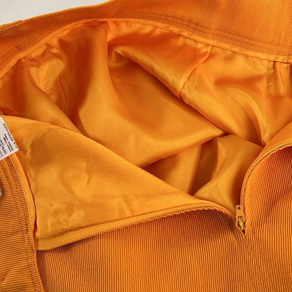 Genny Italian 100% wool gold mustard pencil skirt back slit zip and button close - Picture 10 of 16